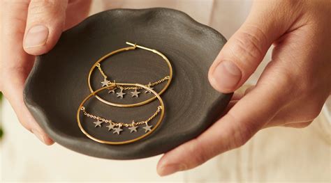 Sustainable jewelry. Things To Know About Sustainable jewelry. 